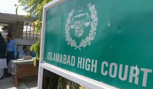 Contempt of court proceedings against Registrar, Deputy Registrar Security ended in Justice Babar Sattar’s court