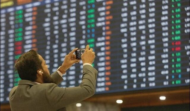 Record-Breaking Day in the Pakistan Stock Market as KSE-100 Index Touches New Historic Heights
