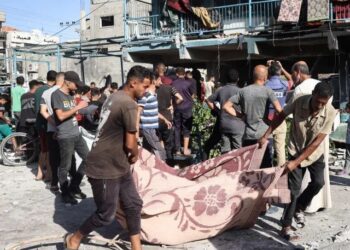 Gaza: Israeli attack on school refugees, 14 Palestinians martyred