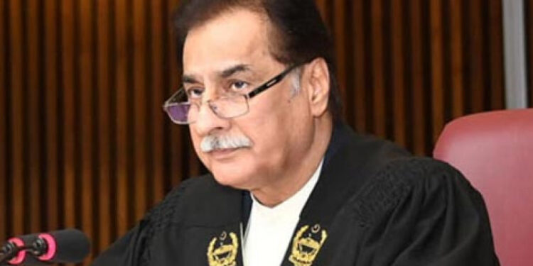 Can't we sit together, the Speaker suggested a compact parliament