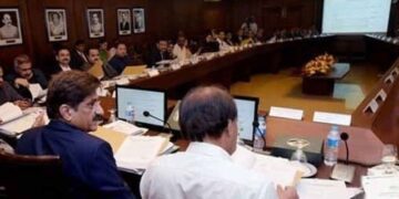 Sindh, despite the ban, use of plastic bottles continues in government offices