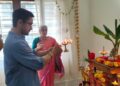 Aamir Khan worshiping God with his sister, pictures viral