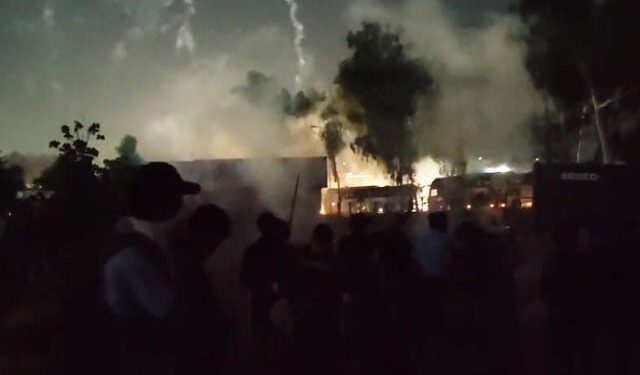 PTI rally in Islamabad, clash between police and activists, many officials injured