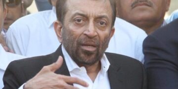 Government allies also complained about keeping the constitutional amendments secret