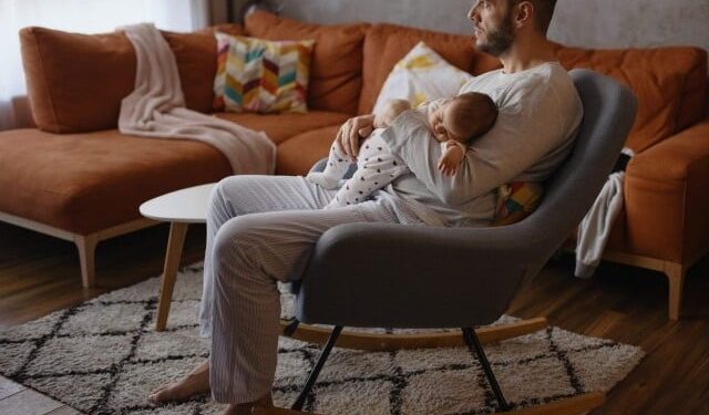 Today's parents are getting more stressed, report