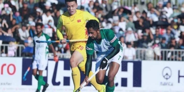 In the Asian Hockey Champions Trophy, China defeated Pakistan in the semi-finals
