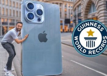 The world's largest iPhone is ready