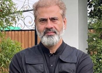 Imran Riaz’s bail application approved by Peshawar High Court