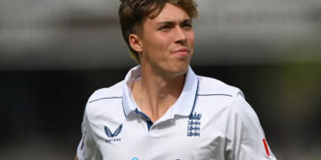 Before the series against Pakistan, England's fast bowler Josh Hill suffered an injury
