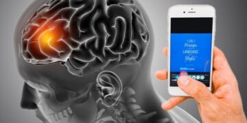 Mobile phone use linked to brain cancer, WHO