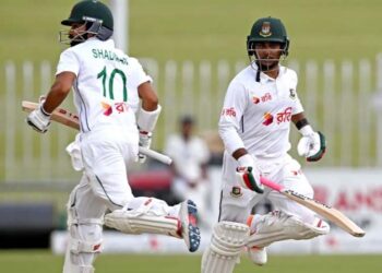 On the final day of the second Test, Bangladesh continued to advance towards an easy target