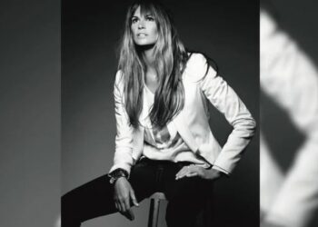 Australian Supermodel Reveals Cancer Cure Without Chemotherapy