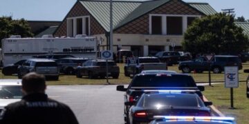 Georgia, 14-year-old high school shooting, 4 dead, 9 injured
