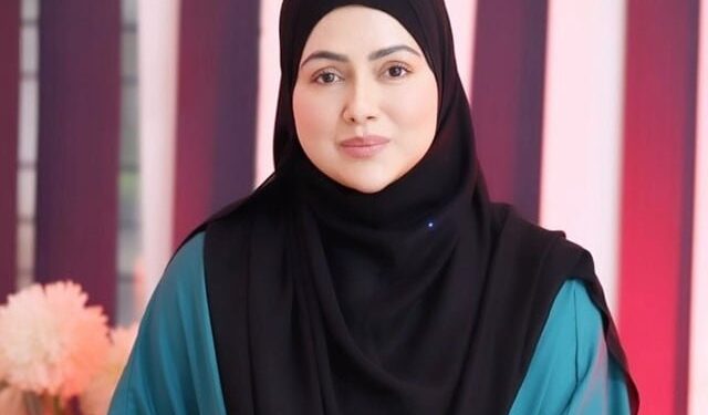 Wives marvel at men who wear bold clothes, Sana Khan