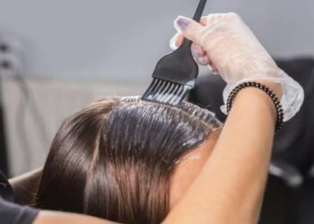 Researchers warn against certain hair dye products