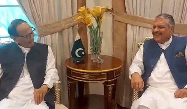 Politicians should sacrifice personal ego for national interest, Chaudhry Shujaat