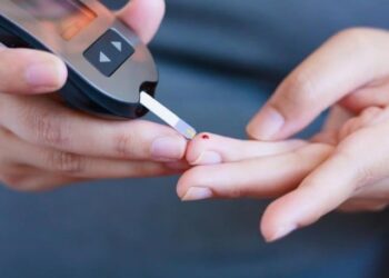 People taking steroids have a higher risk of diabetes