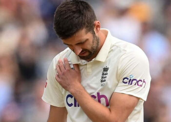Elbow injury, England fast bowler Mark Wood out of the series against Pakistan
