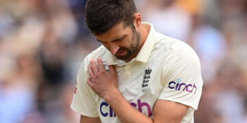 Elbow injury, England fast bowler Mark Wood out of the series against Pakistan