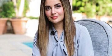 Armina Khan's car was hit by a truck in a terrible accident