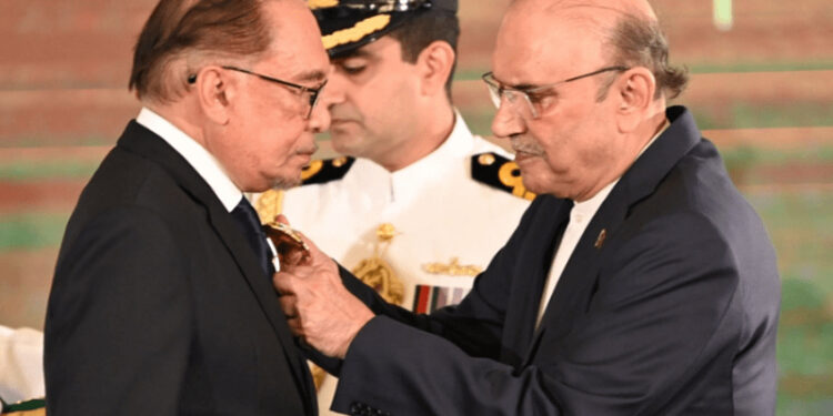 The President awarded the Nishan Pakistan to the Prime Minister of Malaysia, Anwar Ibrahim