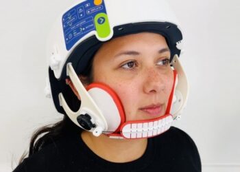 Modern helmet introduced to prevent hair loss in cancer treatment