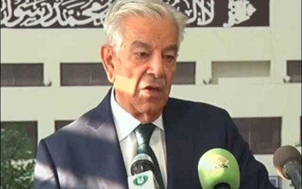 The release of Bushra and the disappearance of Gandapur is a sign of forgiveness and reparation, Khawaja Asif