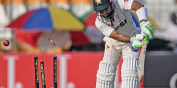 Multan Test, the decisive day of the match, the resistance of Pakistani batsmen continues
