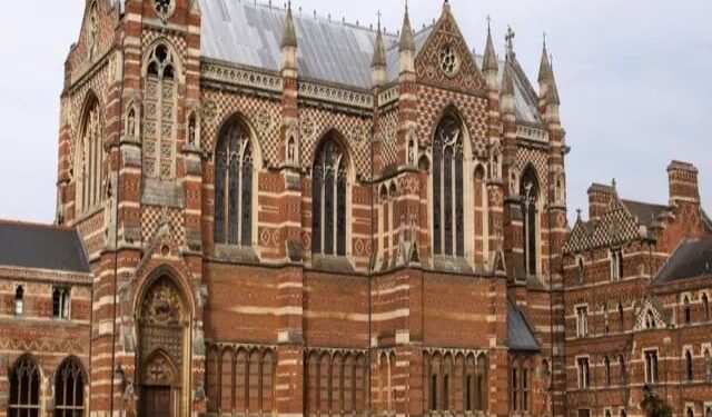 Chancellor Elections, Oxford University Faces Difficulty Over PTI Founder's Involvement