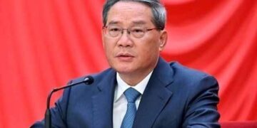 The Chinese Prime Minister arrived in Pakistan along with his delegation