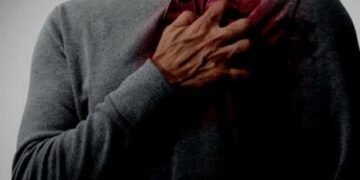 Increase in young people suffering from heart attack in Karachi