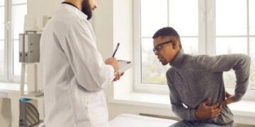 Too much sitting can make back pain worse, research suggests