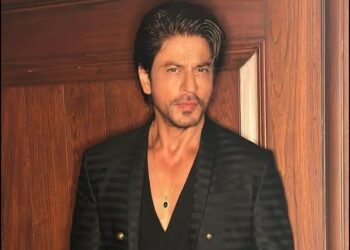 Shah Rukh Khan in the list of top 10 handsome actors