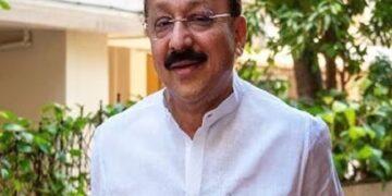 India; Baba Siddiqui killed under cover of procession, fireworks, report