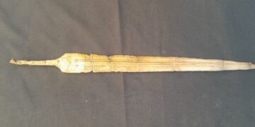 An ancient sword of the era of Hazrat Musa was discovered in Egypt