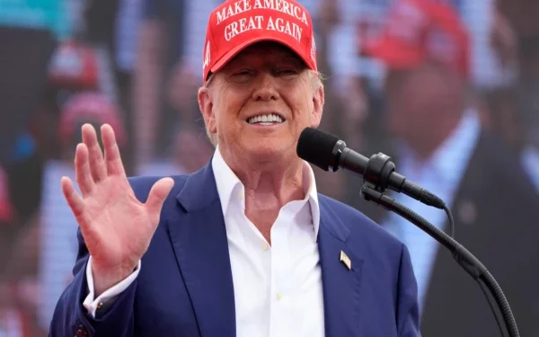 Trump's odds of winning rise to 8 percent, US Journal