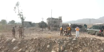 Suicide attack on check post in Waziristan, 8 people including security personnel were martyred, 5 injured