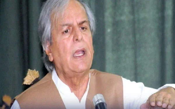 A lot of pressure on Muqtadara, Shahbaz may not remain as Prime Minister, Javed Hashmi