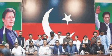 Imran Khan will give final approval to PTI's decision to be a part of Judges Appointment Commission