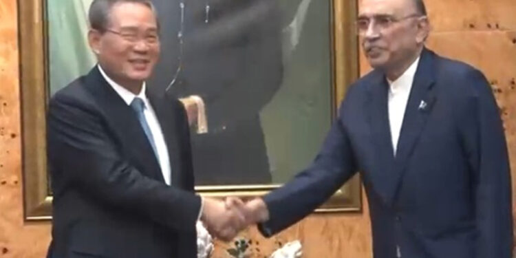 Chinese Prime Minister met with President Zardari, agreed to further increase strategic cooperation