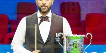 Snooker world champion Muhammad Asif returned home