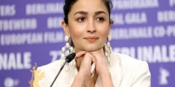 Alia Bhatt will be seen in another big pan-India film after 'RRR' Alia Bhatt will be seen in another big pan-India film after 'RRR'