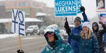 US elections, snowfall in some states, polling process continues
