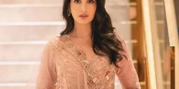 Disclosure of breaking Noora Fatihi's mobile phone after failing in the audition of Yash Raj Films