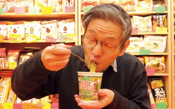 A senior citizen who has been eating noodles daily for thirty years