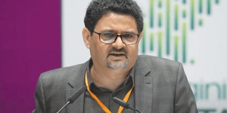 One day's GDP loss due to country shutdown is 300 billion, Miftah Ismail