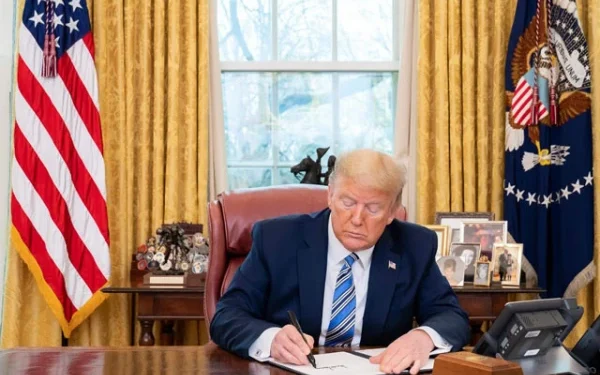 Trump to impose heavy tariffs on Mexican, Canadian and Chinese goods as soon as he takes oath