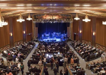 The play ‘Buddha Murgiya Kiya’ will be staged in Napa from today