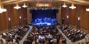 The play ‘Buddha Murgiya Kiya’ will be staged in Napa from today