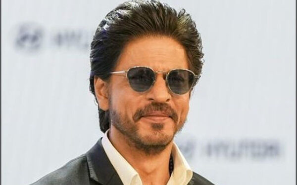 Shah Rukh Khan won hearts by sending food to the police on his birthday